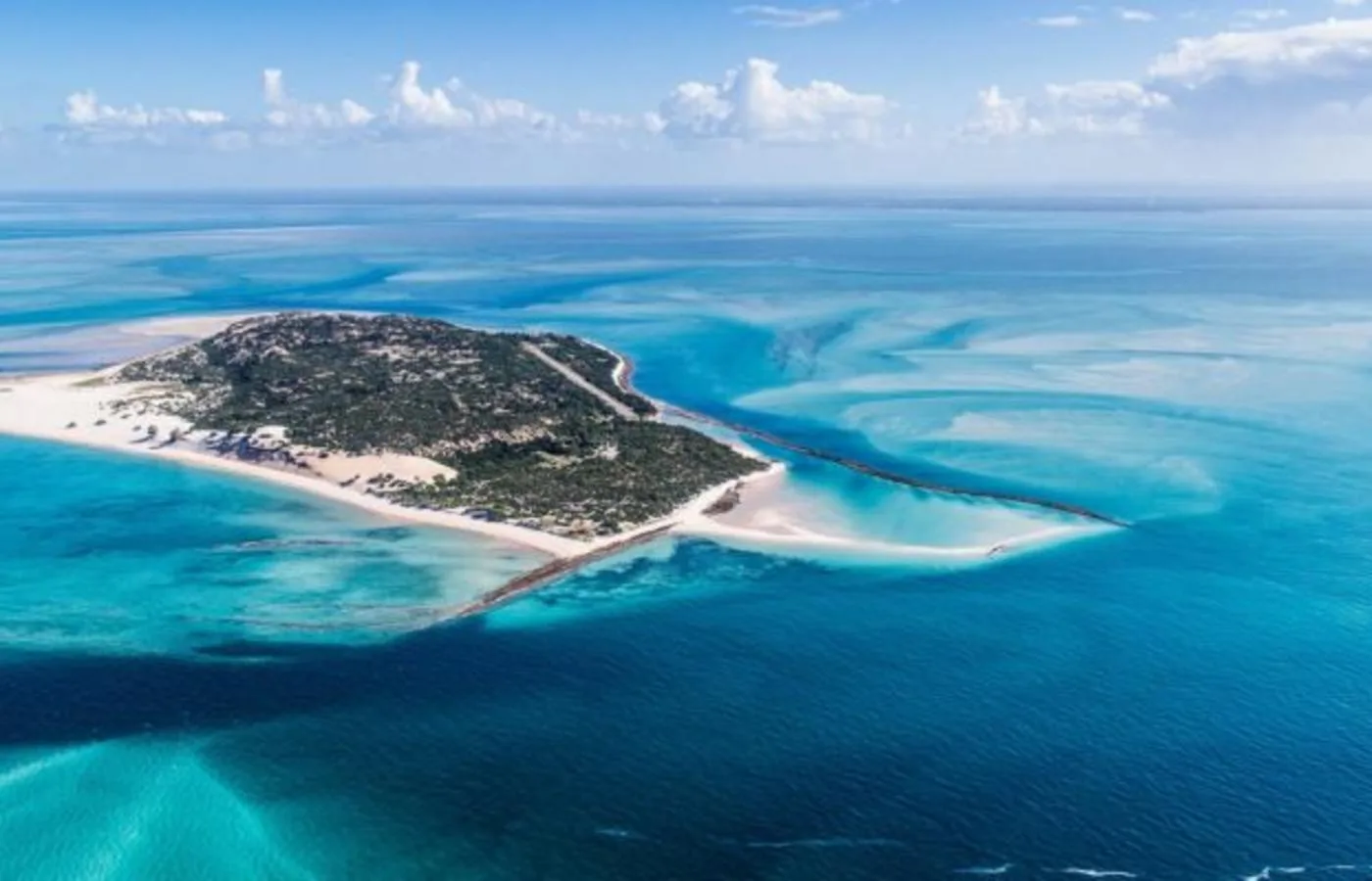 Bazaruto Archipelago sandbanks and turquoise water
